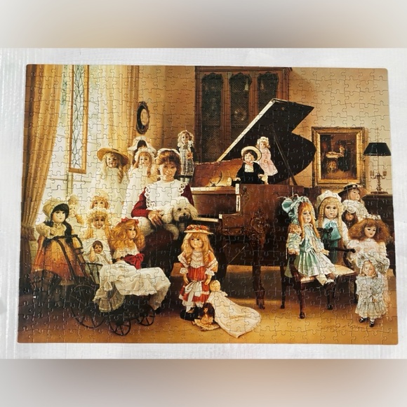 Vintage Ravensburger 500 piece puzzle “Doll Collection” 2005 - Picture 8 of 8